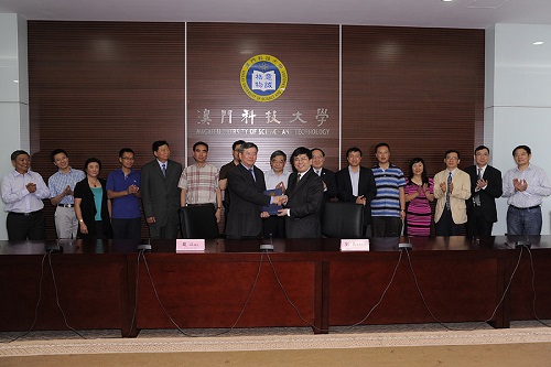 雲南科技廳與科大簽署合作協議