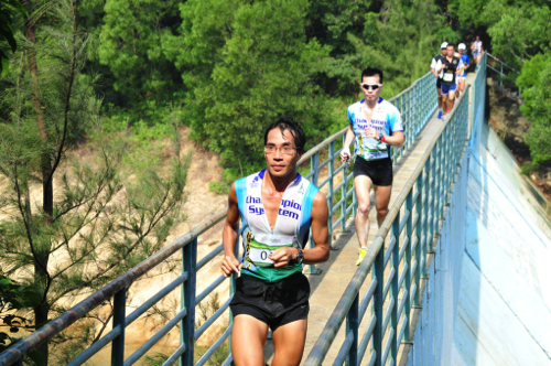 fhtm-represents-must-to-join-the-2012-macau-trailhiker-event2