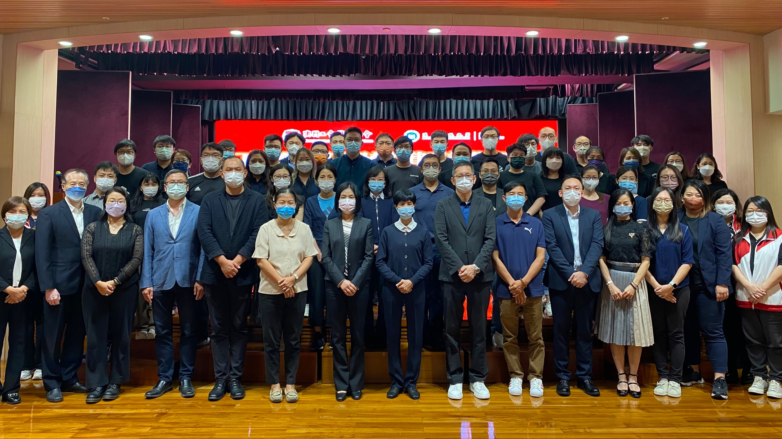 article20221010fl01大合影