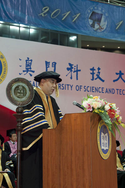 graduate-2013-01