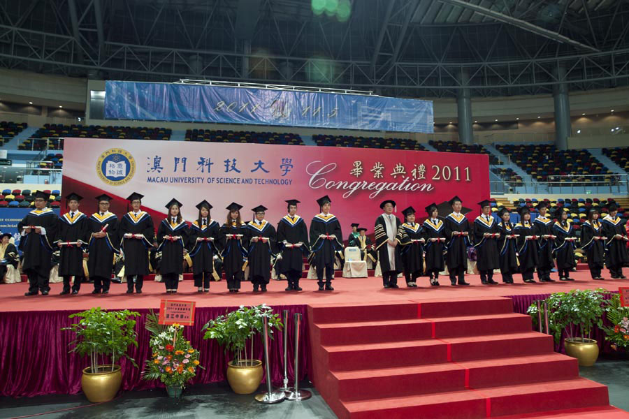 graduate-2013-01