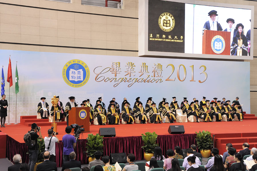 graduate-2013-01