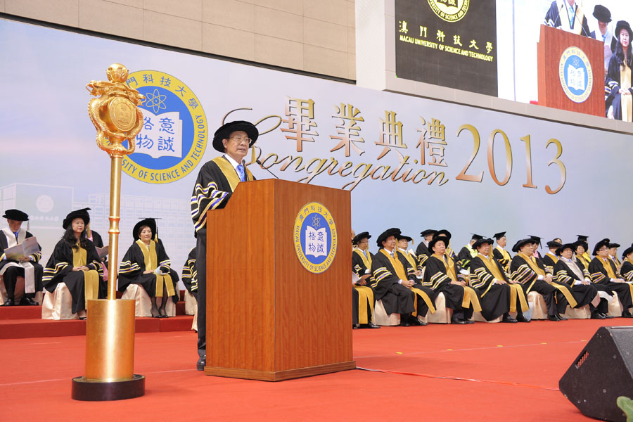 graduate-2013-01