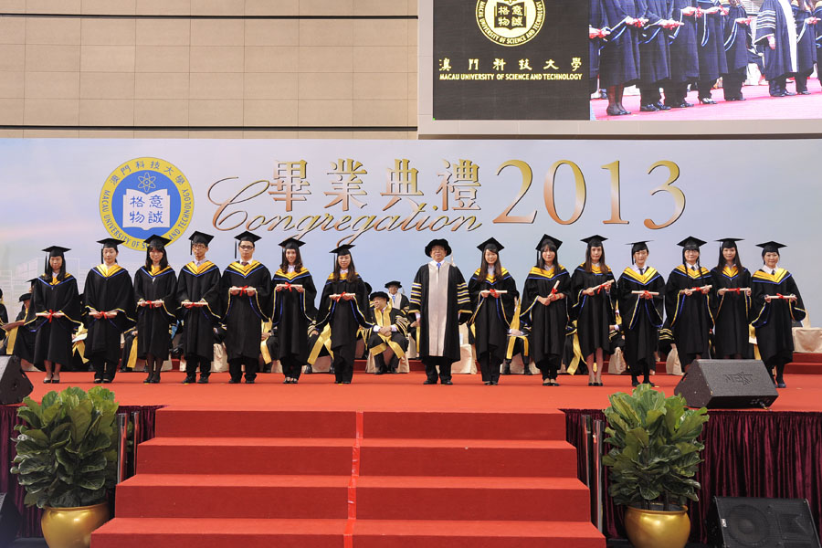graduate-2013-01