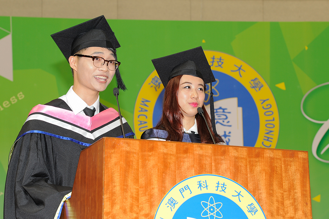 graduate-2014-01