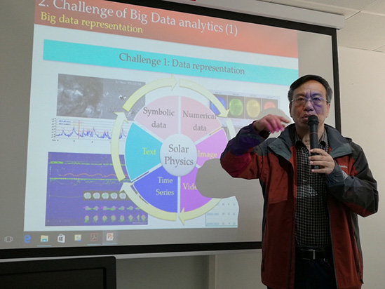 Prof.Wang Xi Zhao from ShenZhen University Invited To Give A Talk