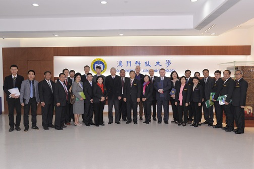 News 1403141