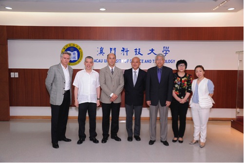 News 1405162
