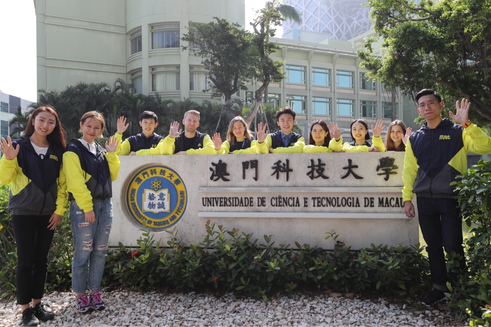 article06121848_1.jpg