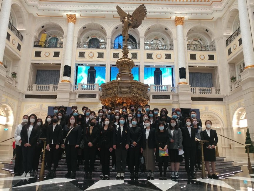 photo2.jpg